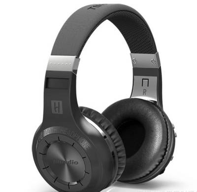  White/silver Bluedio headphones, bluedio headphones